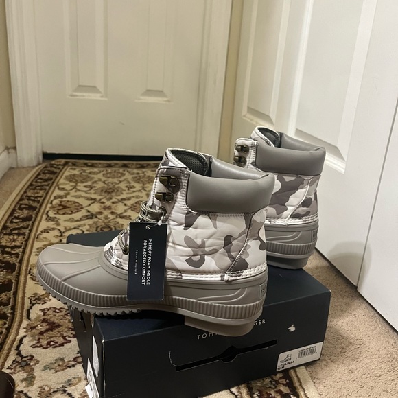 Tommy Hilfiger Men's Colins4 duck Boot Size 10 - Picture 12 of 12